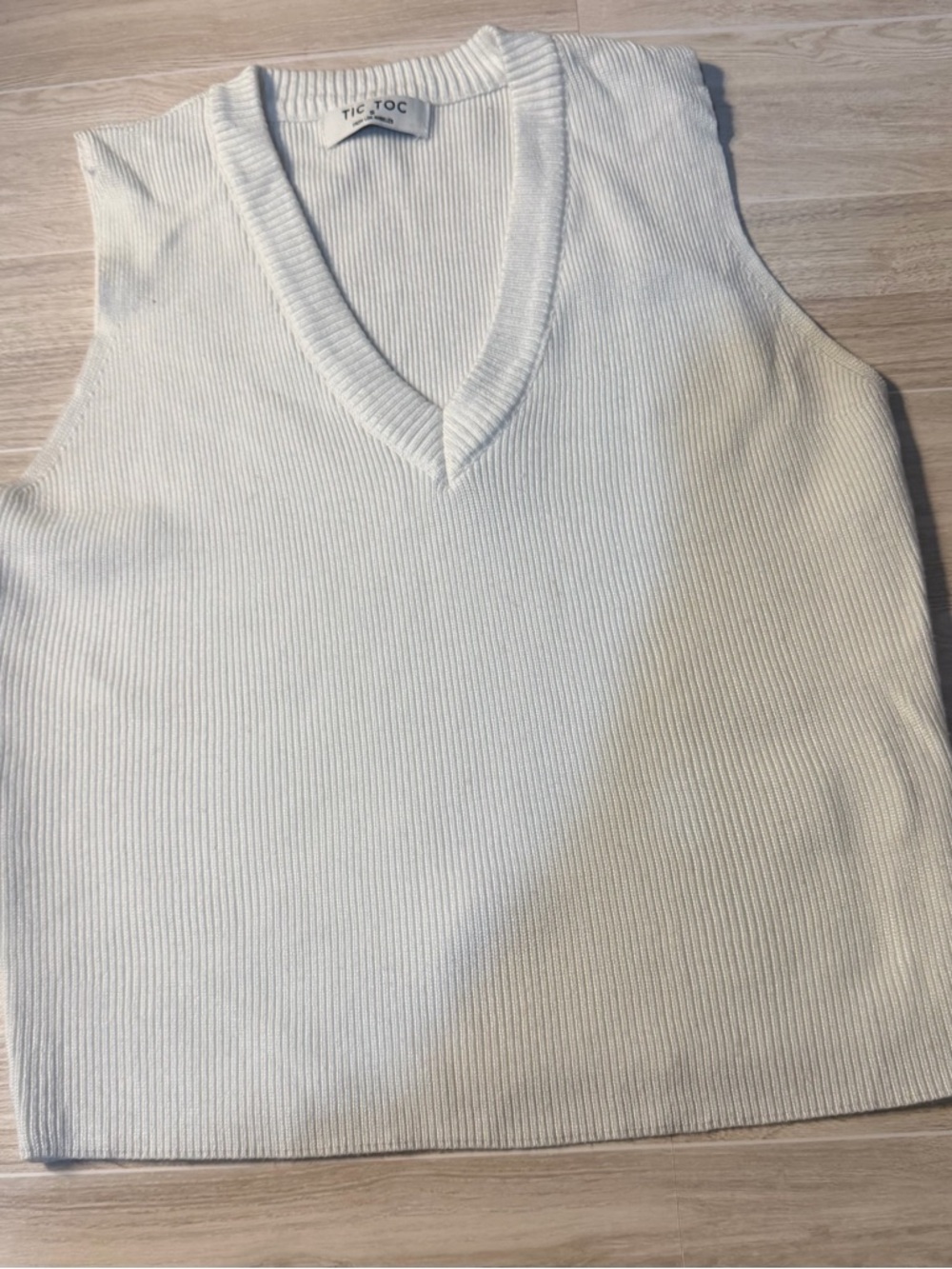 Tic Toc Cream Ribbed V-Neck Sweater Vest ***Free w/purchase***
